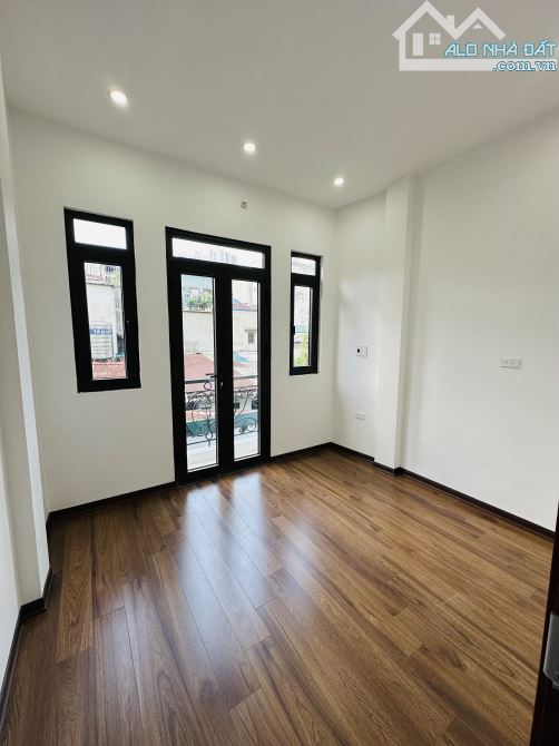Nhà Dân Lô Góc 3 Thoáng Nội Thất Đẹp , Giá Tốt Nhất Thị Trường - 6