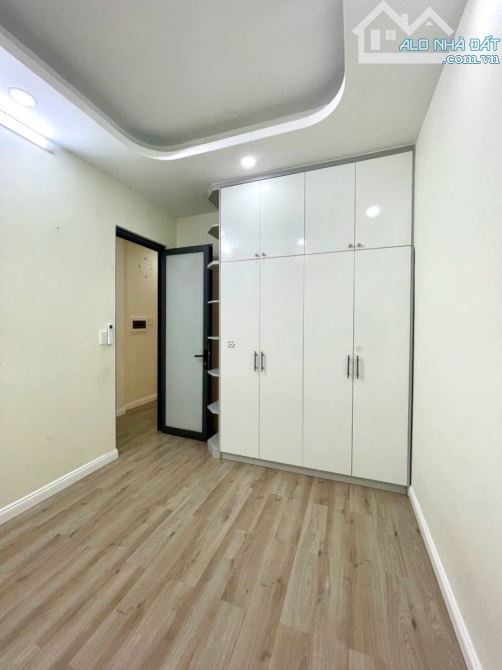 CHỈ HƠN 4 TỶ- NHÀ 2 TẦNG MỚI ĐẸP - HẺM XỊN 6M THÔNG - 56M2 - SỔ ĐẸP HOÀN CÔNG ĐỦ - NGAY GẦ - 6
