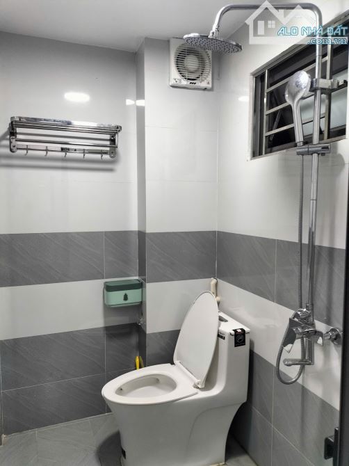 Bán nhà mặt phố quốc lộ 1A đường Ngọc Hồi 33m 5 tầng kinh doanh 10.7 tỷ - 6