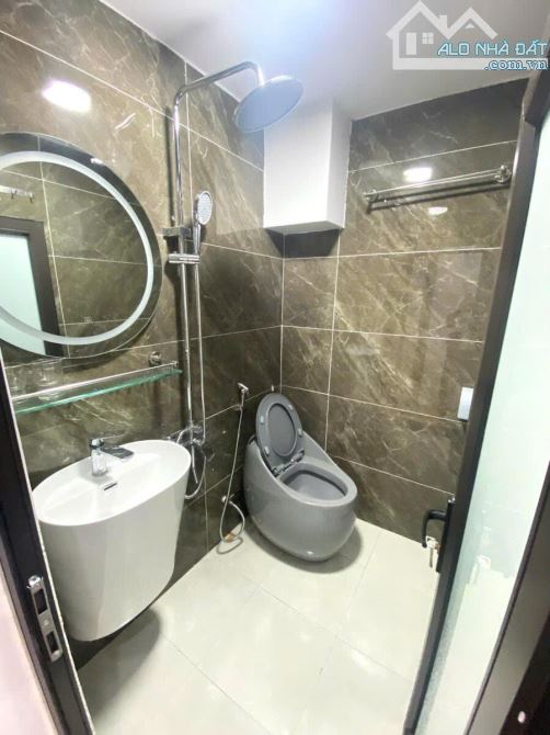 Nhỉnh 6 tỷ có nhà Thịnh Quang sát Ngã Tư Sở gần ôtô 5 tầng 28m2 3PN đủ nội thất ở cho thuê - 6
