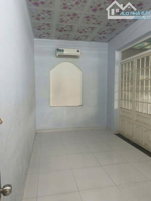 NHÀ NGANG 10, DÀI 13,5 3PN 2WC, SÂN ĐẬU OTO, ĐƯỜNG SỐ 6 GẦN CẦU VƯƠT LINH XUÂN, QL1K - 6