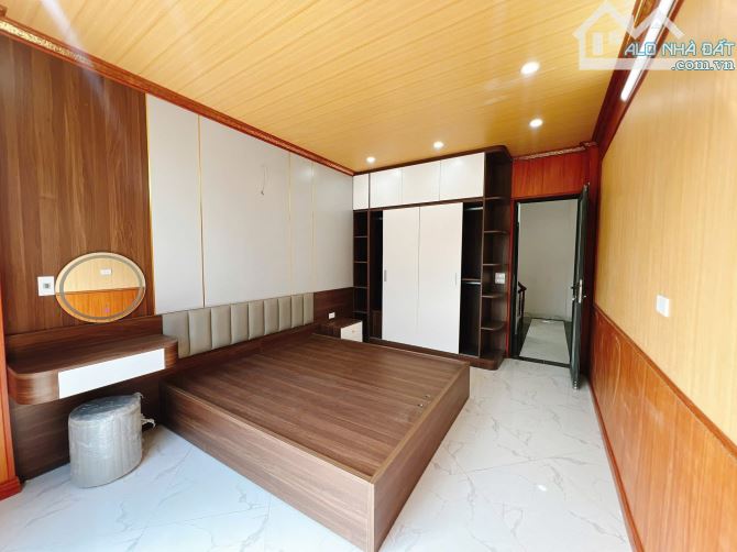 Bán nhà Thạch Bàn 53m -4tầng -giá 5ỷ3 - 6