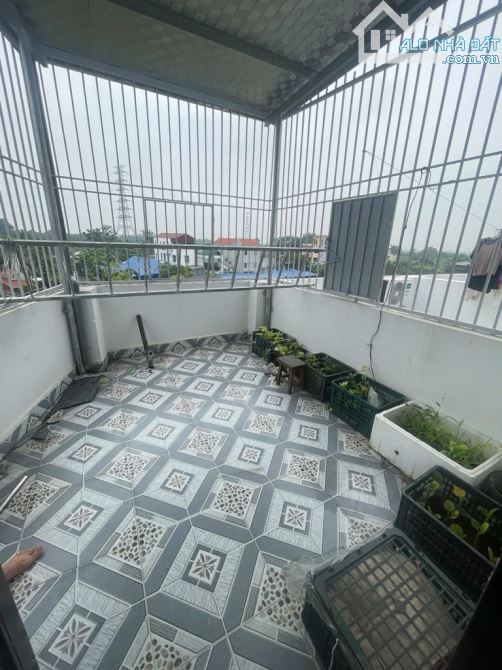 Chủ nhà nhờ bán căn nhà địa chỉ ở đông la hoài đức 30m2 4 tầng xây còn rất mới - 6
