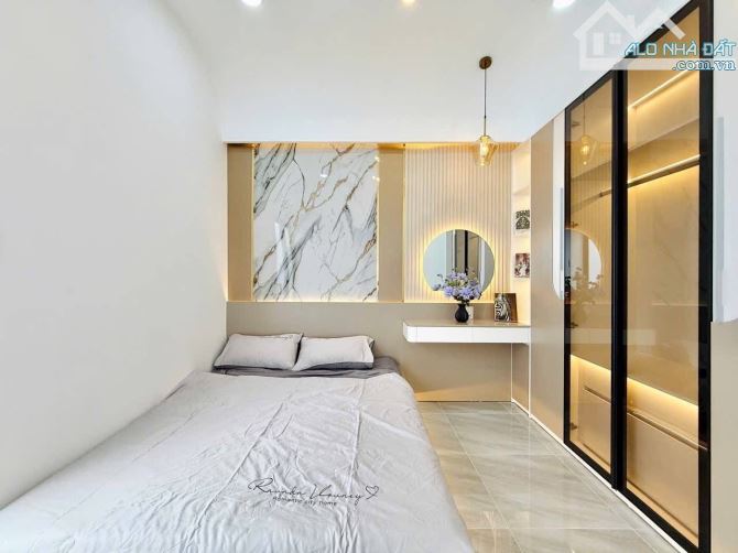 Chốt ngay căn nhà đẹp 52.8m2 ngay Dương Quảng Hàm, Gò Vấp. Giá: 3 Tỷ 090, nhiều tiện ích - 6