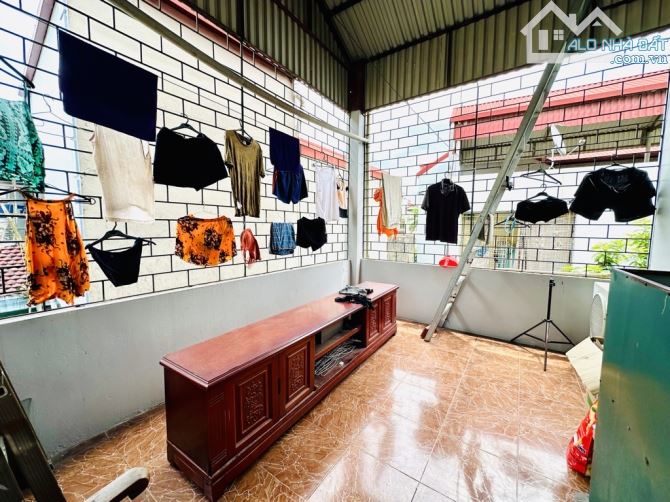 Nhà dân xây phố Chu Huy Mân- 70m2- nhà thoáng, dân xây- Chẵn 13 tỷ - 6