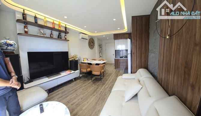 ✅ BÁN NHÀ VĂN LA 35M² X 6T MT 3,6M GIÁ 14,9 TỶ - 6