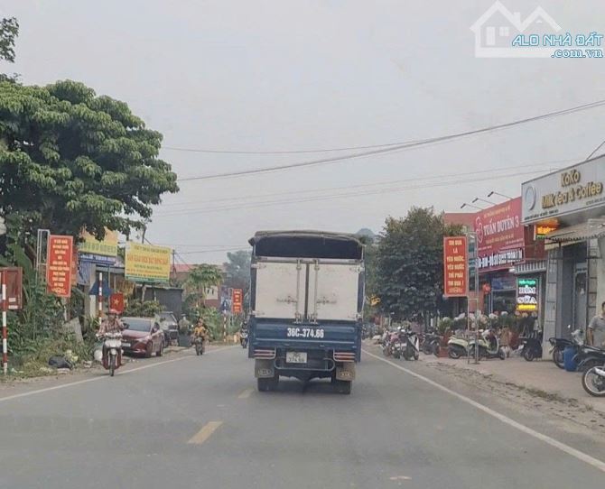chủ cần bán gấp.HƠN 500TR - Diện tích 400m2 - Mặt tiền 19m. Phân lô ĐẤU GIÁ. Sổ VUÔN - 6