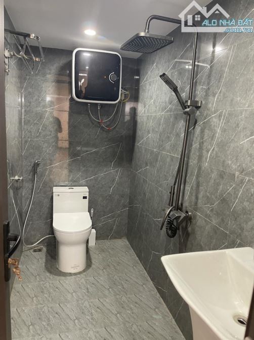 HOÀNG HOA THÁM-45mx3 TẦNG-MT HƠN 4M -TT BA ĐÌNH- SIÊU ĐẸP-FULL NT-GẦN Ô TÔ-SỔ ĐẸP-8TỶ - 6