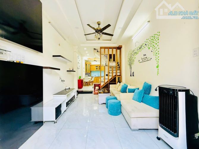 Nhà 3 tầng Quang Trung, Gò Vấp, gần Emart Phan Huy Ích, hẻm ô tô, full nội thất, 5 tỷ nỉnh - 6