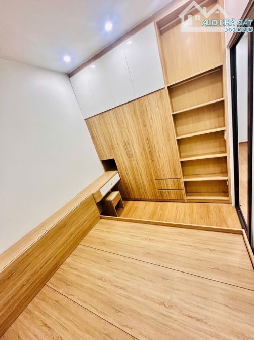 🌟 BÁN NHÀ TRUNG TÂM ĐỐNG ĐA – DIỆN TÍCH RỘNG – NGÕ THÔNG – BA GÁC ĐỖ CỬA – Diện tích : 36 - 6