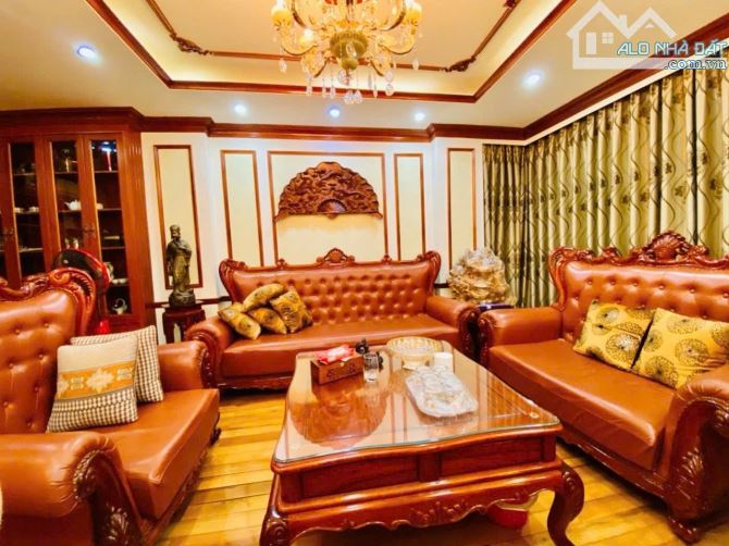 MẶT PHỐ - LÊ TRỰC - ÔNG ÍCH KHIÊM - 6 TẦNG - MT 4.2M - VỈA HÈ - KINH DOANH - NHỈNH 20 TỶ - 7