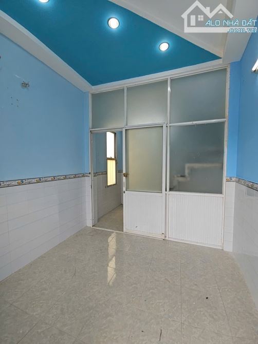 Cách mặt tiền xe hơi  10 m Q4 CÓ 3 TỶ - 7