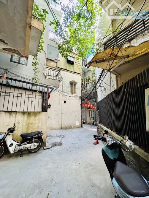 💥LÒ ĐÚC- HBT- 52M*4T - 4 NGỦ ĐỦ CÔNG NĂNG- NGÕ NÔNG, THOÁNG SÁNG- GẦN PHỐ- Ô TÔ GẦN - 7