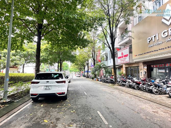 11.5 tỷ- BÁN CĂN NHÀ PHỐ 3 TẦNG, KHU HIMLAM PHÚ ĐÔNG ,P.an bình ,dĩ an ,bình dương- hcm - 6