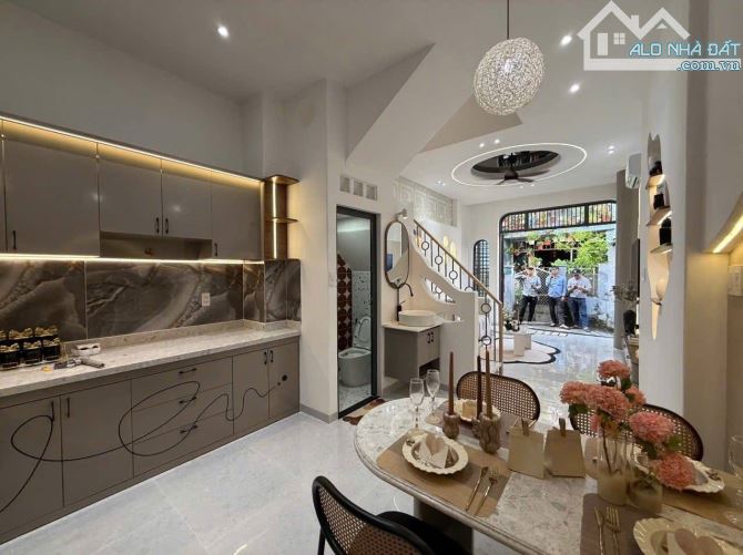 Nhà liền kề tỉnh lộ 10 giá tốt chưa đến 7 tỷ - 7