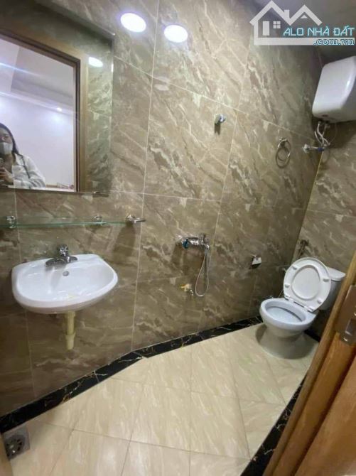 Tòa CCMN mới xây 6 tầng, thang máy,44m, ô tô đỗ cửa, Doanh thu 50tr/tháng, Khương Hạ - 7