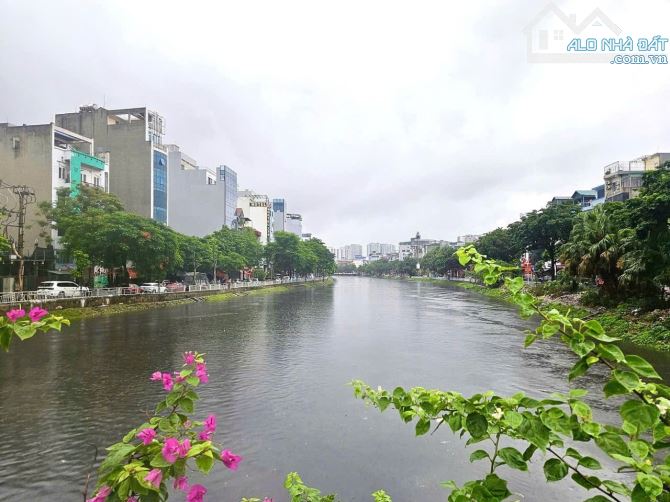 Bán nhà đẹp mặt phố Ngã Tư Sở! 48m2 x 7T thang máy chỉ 22..tỷ - Vỉa hè rộng,  view sông - 7