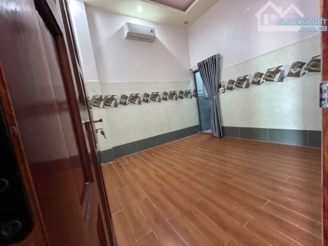 Nhà Gần Chợ Hưng Long 8x 33m.  3PN Cần Giuộc, Long An - 7