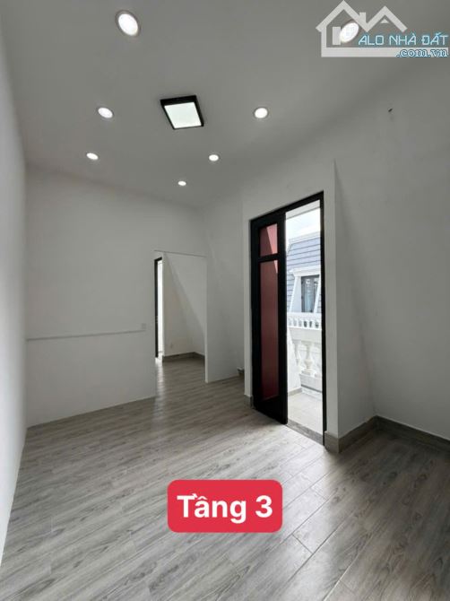 CHO THUÊ NHÀ PHỐ VINCOM HÙNG VƯƠNG - MỸ THO. GIÁ THUÊ 25TR/ THÁNG CÒN TL - 7