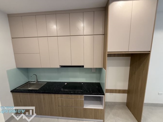 Nhỉnh 4 tỷ/ 30 m2/ 4 tầng/ 4.5 M tiền/ Cự Khối - 7