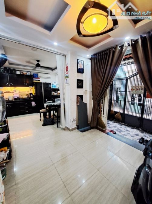 BÁN NHÀ Q1 - NGAY CITY GARDEN NGÔ TẤT TỐ P.19 BÌNH THẠNH - 61M2, 4 TẦNG - 6PN, CHỈ 10.7 TỶ - 7