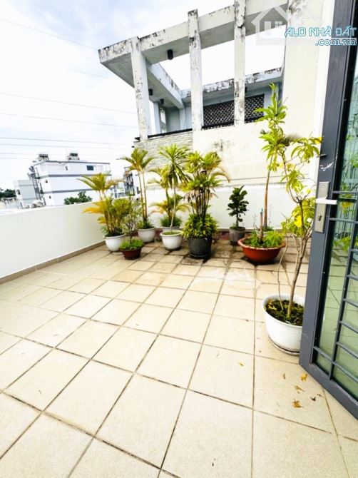 HIẾM CÓ KHÓ TÌM, HẺM XE HƠI 7 CHỖ ĐẬU CỬA - LÊ QUANG ĐỊNH, NGUYỄN VĂN ĐẬU, HOÀNG HOA THÁM. - 7