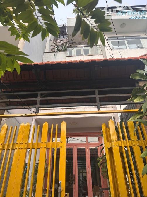 Nhà 4 tầng Trường Thọ Thủ Đức 65m2 chỉ nhỉnh 5 tỷ - 7