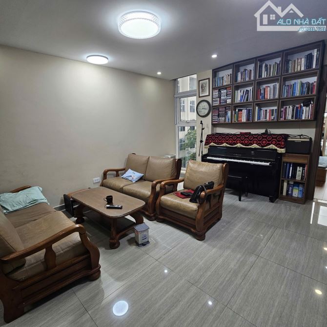 BÁN CHUNG CƯ VIP1,  L4 KĐT CIPUTRA, PHẠM VĂN ĐỒNG, BẮC TỪ LIÊM. 119M2 – 3PN. 11,3 TỶ - 7