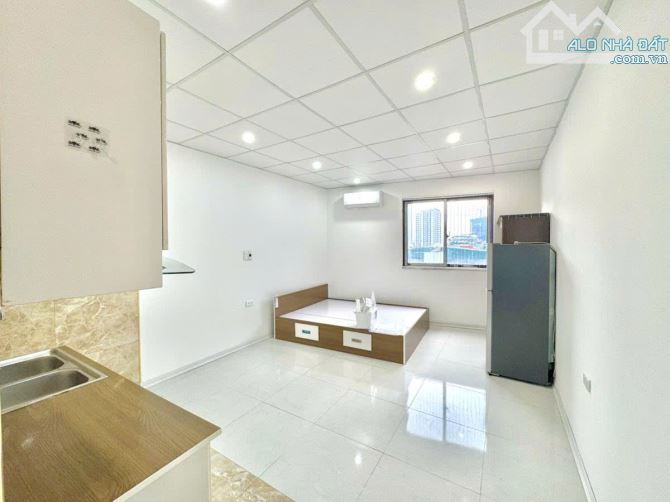BÁN CĂN HỘ DÒNG TIỀN 30TR/ THÁNG - NGÕ 734 KIM GIANG 7T X 40M2 7 TỶ 8 - 7