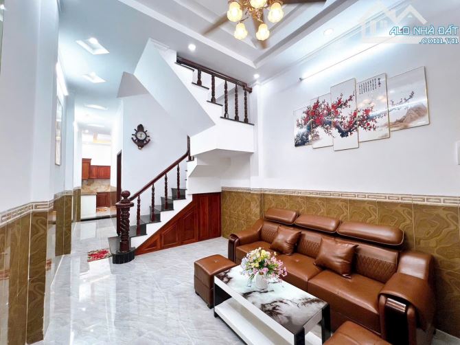 Bán Nhà Trệt Lầu 5PN Hẻm 138 Trần Hưng Đạo - 8