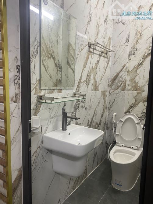 Bán Nhà 3 tầng Độc Lập Ngã 5 Kiến An Hải Phòng oto đánh võng 3 oto tránh nhau giá 3.8 tỷ - 8