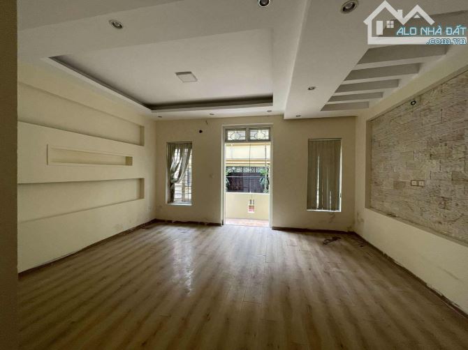 KHUẤT DUY TIẾN TRUNG HÒA CẦU GIẤY 45m 6 TẦNG MẶT TIỀN 5.7m 16.5 TỶ PHÂN LÔ OTO TRÁNH - 8