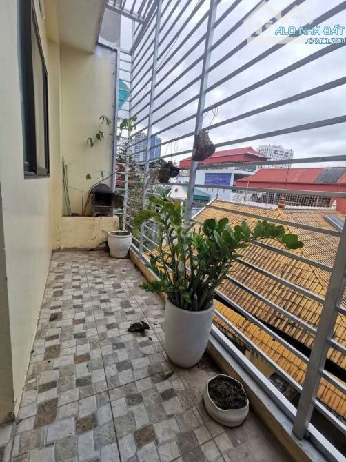 Cho thuê nhà ngõ kd, ô tô Thái Hà, Đồng Đa, 30m2, 5 tầng, thông phòng, 20tr - 8