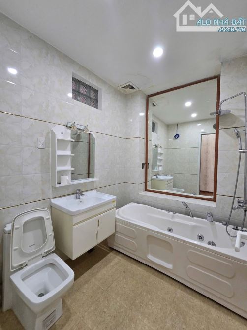 NHÀ 3 Tầng MẶT TIỀN NGUYỄN HỮU THỌ 85M2 Giá tôt - 9