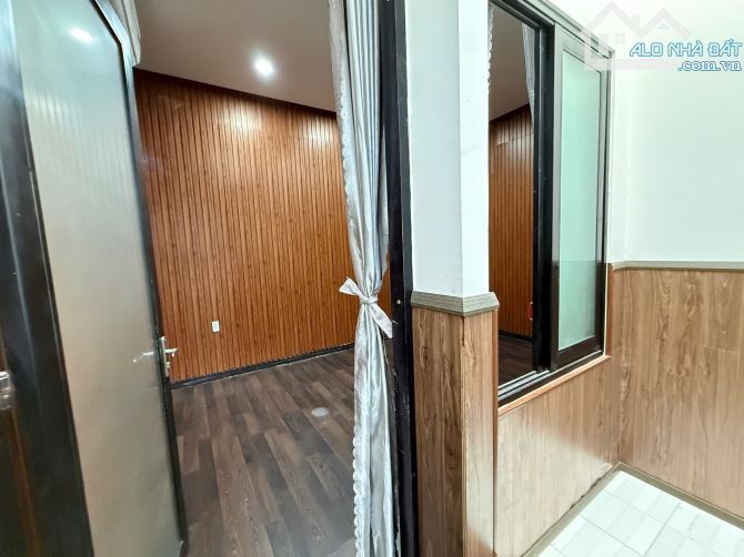 BÁN NHÀ 1 TRÊT 1 LẦU  KIÊN CỐ ĐƯỜNG TRẦN CỪ NGAY TP CAFE TRUNG NGUYÊN 5.6 Tỷ - 9