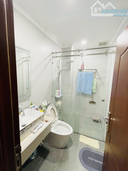 SIÊU PHẨM ĐẸP MỚI, SÁT MT ĐƯỜNG QUANG TRUNG GÒ VẤP, NỞ HẬU, 5 TẦNG, 38M2, 5.2 TỶ - 9