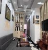 Nhà kiên cố ngay vị trí trung tâm, đường ngang ngay ngã tư Lê Thánh Tông - Lê Thị Hồng Gấm