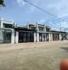 Chỉ duy nhất 1 căn nhà 1 Trệt 1 Lầu sân vườn giá rẻ sổ riêng thổ cư, Gần Ngã 3 Cây Dương
