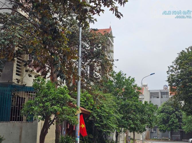 Bán đất đại đường Nguyễn Quyền Sau Ông Cừ DT 131 m, MT7,5m, Hướng TB, Giá 14,7 tỷ - 1