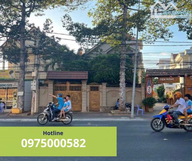 CẦN BÁN BIỆT THỰ VÕ THỊ SÁU, PHƯỜNG 2 ( DT: 300M2) + GIÁ TỐT NHÀ HOÀN CÔNG