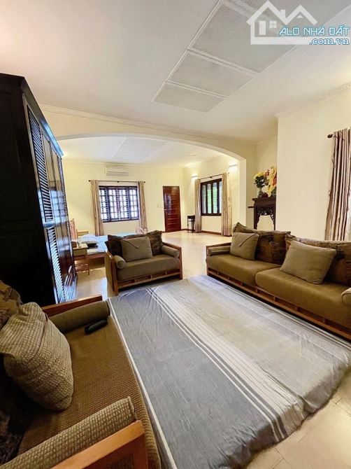 BÁN NHÀ MẶT PHỐ VŨ TÔNG PHAN, 3 TẦNG, LÔ GÓC, 2 THOÁNG, ĐẮC ĐỊA, SẦM UẤT, 57 M2, 19 TỶ 8