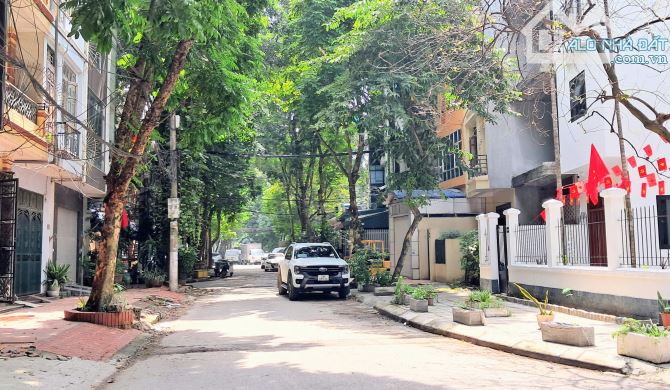 Cho thuê nhà KĐT Cầu Diễn, gần Goldmark City 136 Hồ Tùng Mậu.Phù hợp làm Văn phòng, KD Onl
