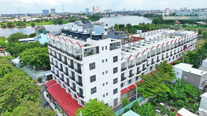 Nhà khu đồng bộ ven sông Sài Gòn, đường thông 9m, 500m ra khu đô thị Vạn Phúc