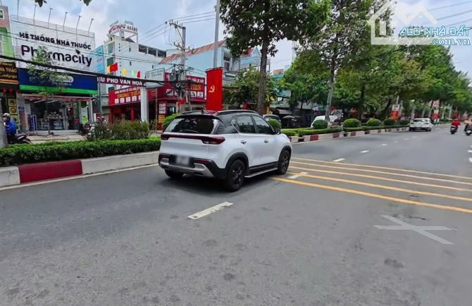 CHO THUÊ MẶT BẰNG - MẶT TIỀN Đ. ĐỒNG KHỞI - VỊ TRÍ ĐẸP - KHU SẦM UẤT - NHẬN DIỆN THƯƠNG HI