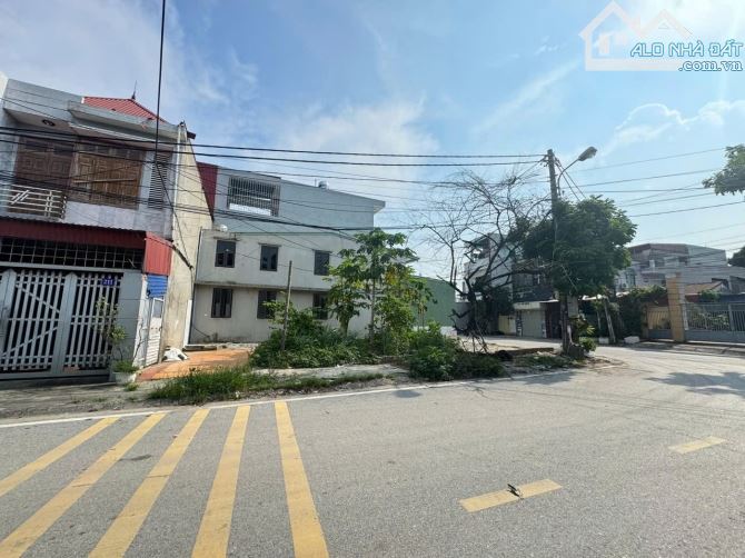 Bán gấp lô đất Tràng Cát, Thành Tô, Hải An 44m2, đường 12m, giá 2,695tỷ - 2