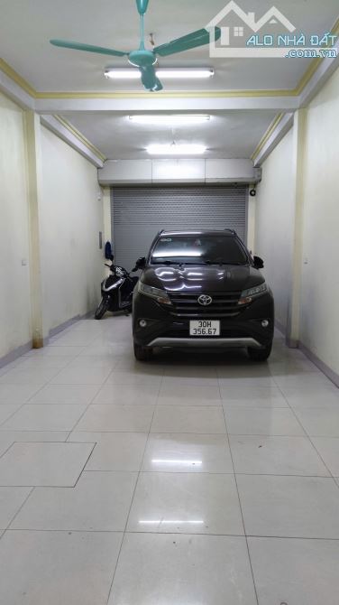 Ô tô tránh, kinh doanh, kinh doanh đắc địa, bán nhà 4 tầng phố Tân Xuân, chỉ 14 tỷ