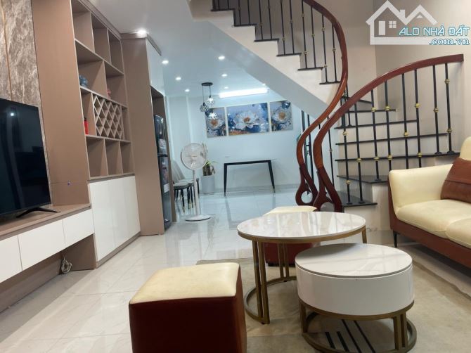 TT Ba Đình - nhà đẹp ở ngay - full nội thất - an sinh đỉnh