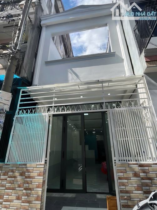 Quận 11-Nhà đẹp-Hẻm rộng-Sát mặt tiền Thái Phiên-P8-44m2-3tầng-Giáp Quận 10