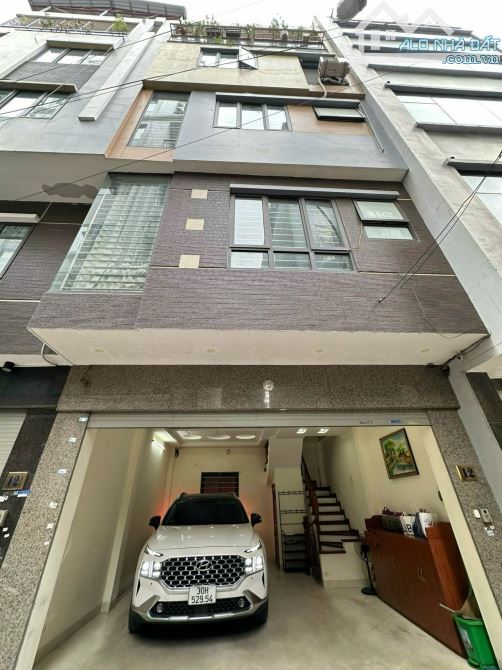 Bán nhà Đội Cấn, ô tô vào nhà, 50m, 5 tầng, nhỉnh 17 tỷ