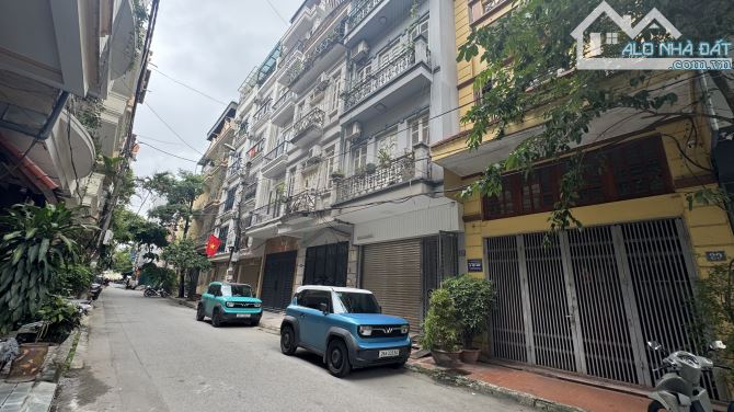 ĐẸP NHẤT PHỐ QUAN NHÂN - 8 NỔI 1 HẦM THANG MÁY - KINH DOANH ĐỈNH - VỈA HÈ - ÔTÔ ĐỖ